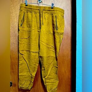 Athleta Linen Joggers Size 16 turmeric color